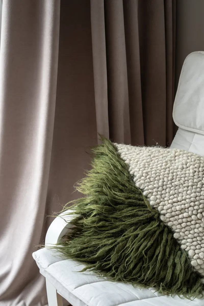 GUSHKA – Cushions - Wooly green
