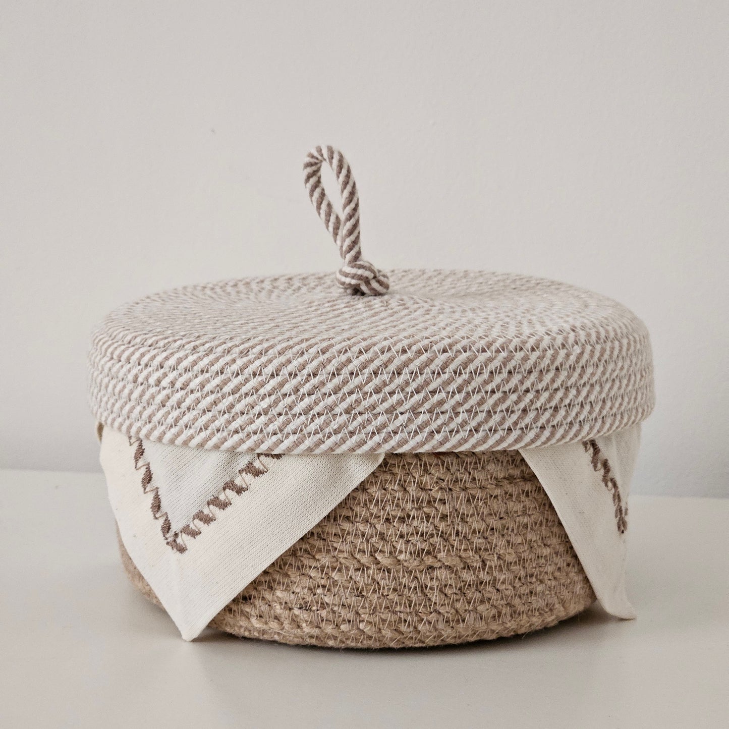 ONE TALAN - Bread Basket