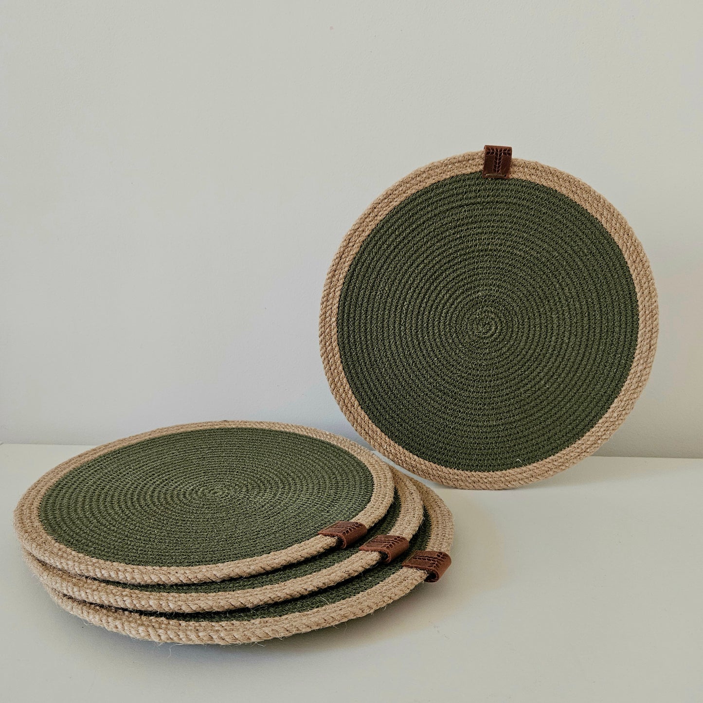 ONE TALAN - Placemats (Cotton knitted cord with jute edging)