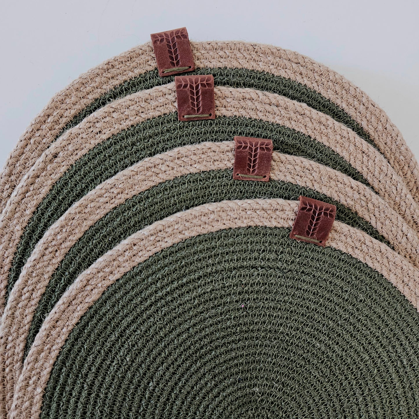 ONE TALAN - Placemats (Cotton knitted cord with jute edging)